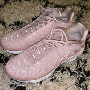 Nike Air Max Plus Women’s